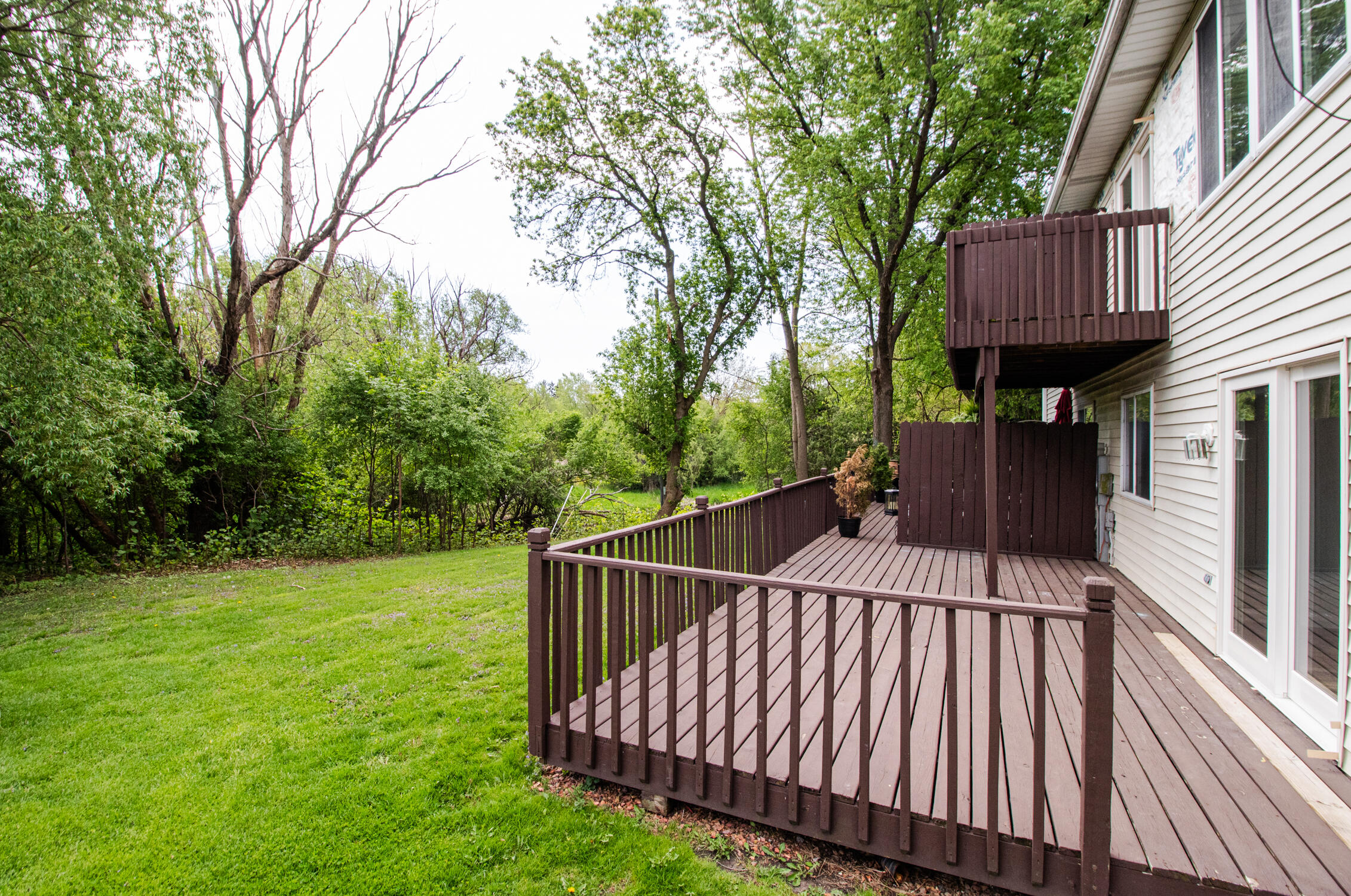 1410 South River Road New Berlin, WI 53151 - Photo 3 of 41 Deck
