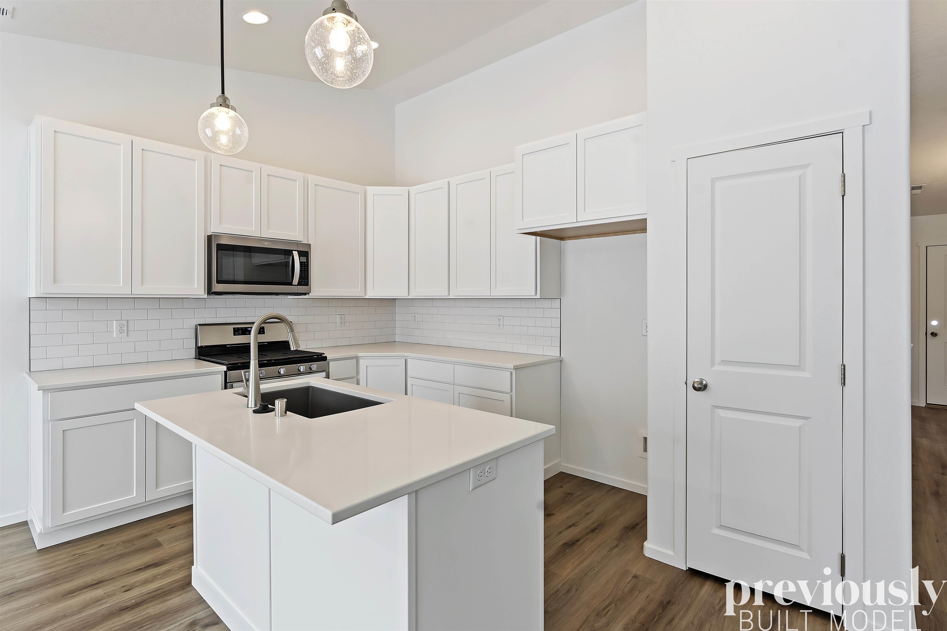 18808 East Riverside Avenue Spokane Valley, WA 99016 - Photo 5 of 13 Gallery Image 5