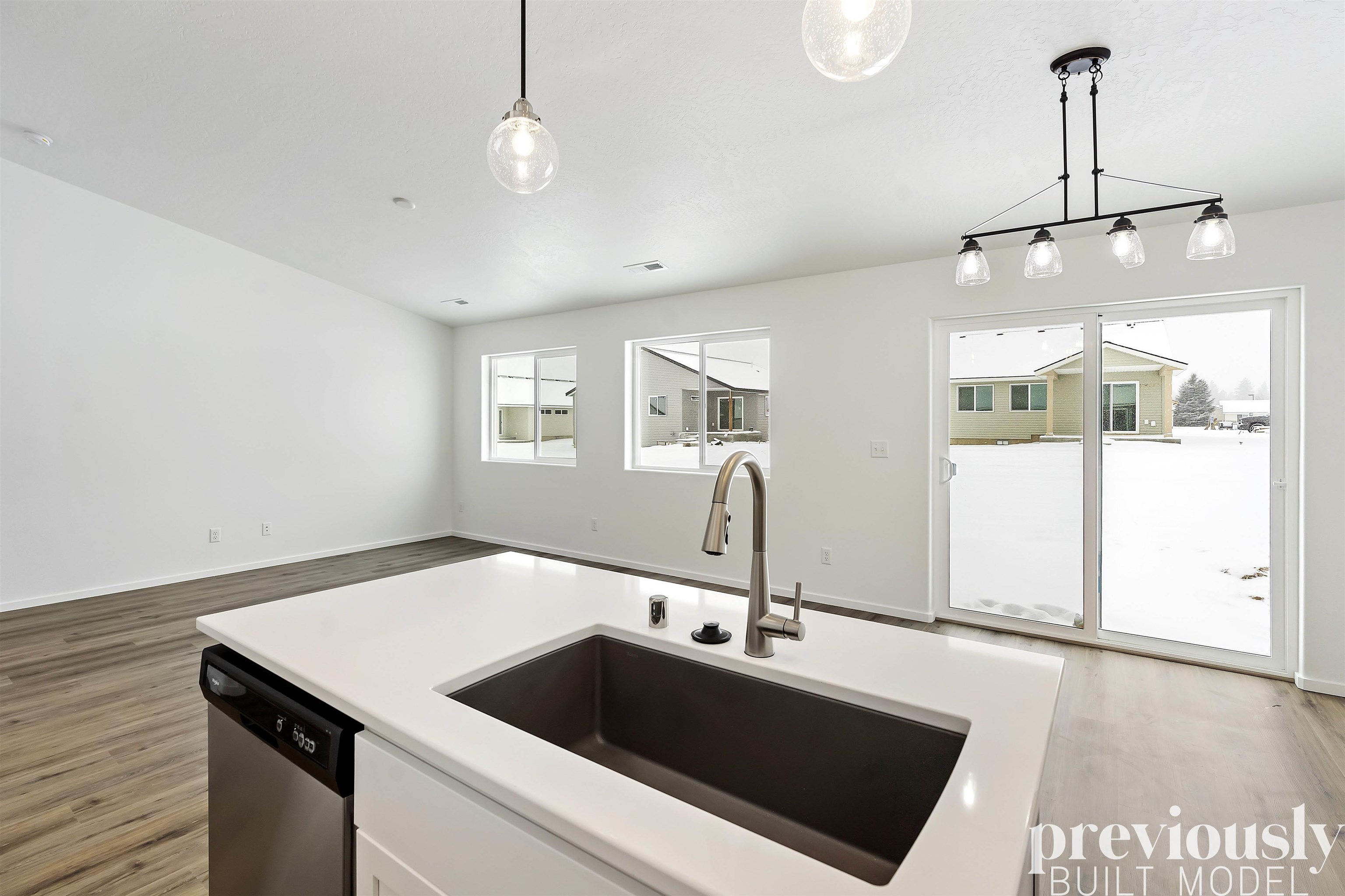 18808 East Riverside Avenue Spokane Valley, WA 99016 - Photo 6 of 13 Gallery Image 6