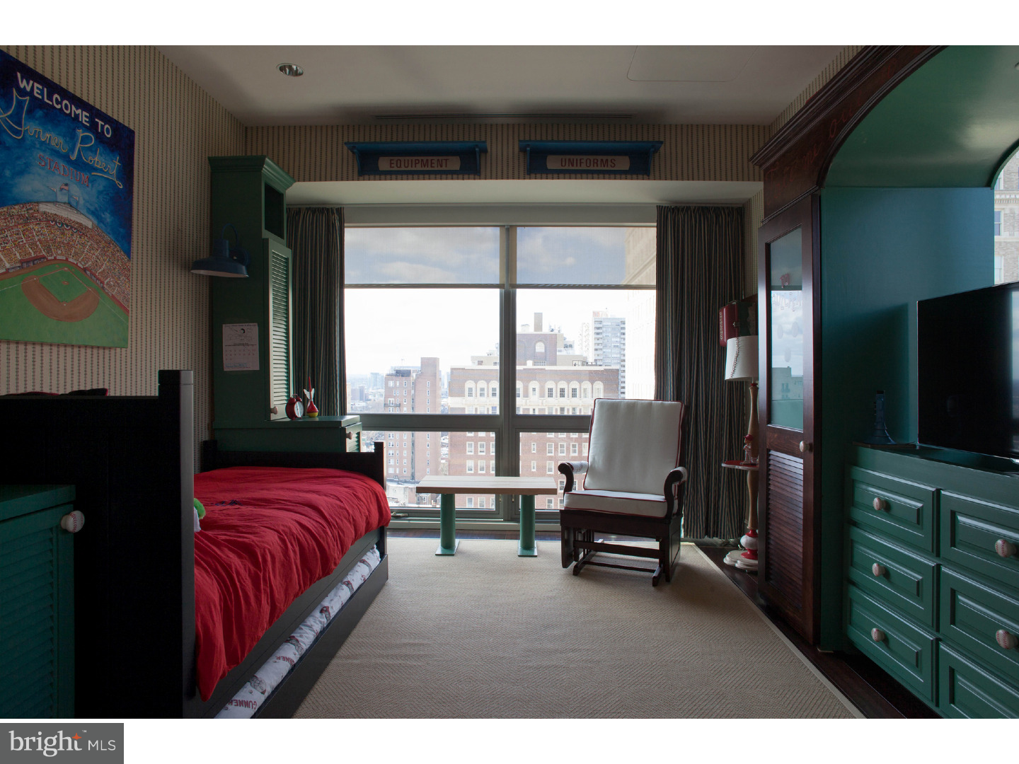1706 Rittenhouse Square, Unit 1501 Philadelphia, PA 19103 - Photo 8 of 22