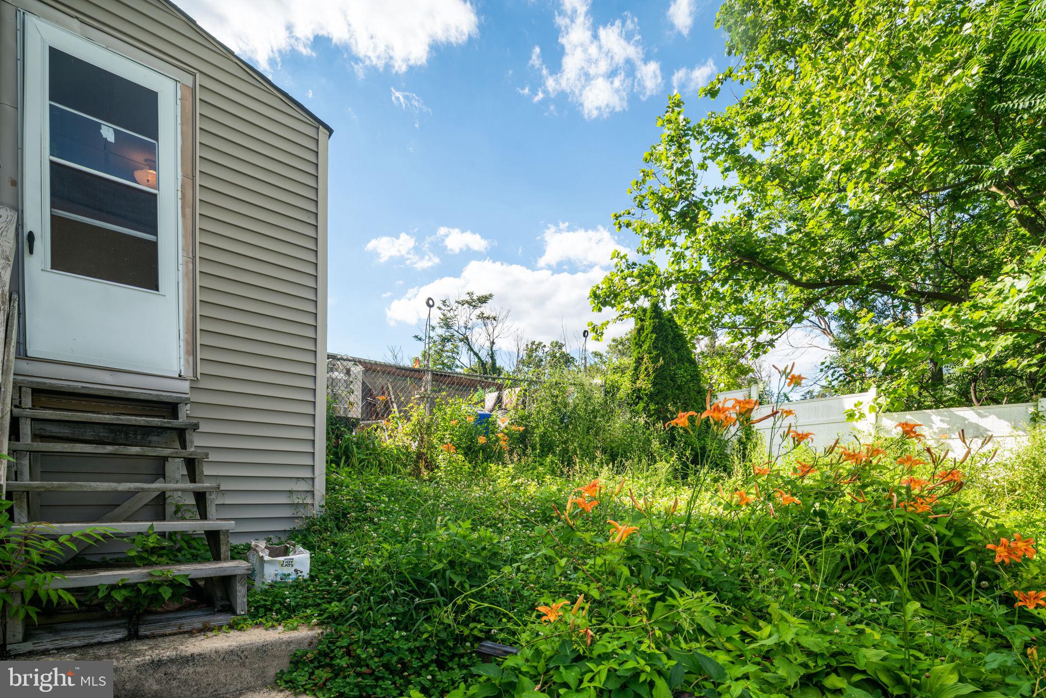 7501 Parkview Road Upper Darby, PA 19082 - Photo 11 of 28