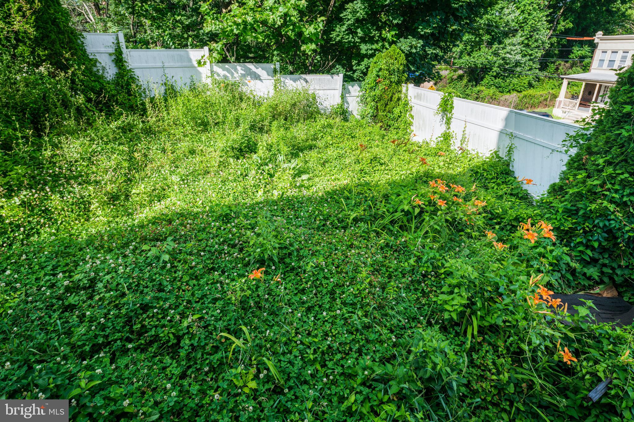 7501 Parkview Road Upper Darby, PA 19082 - Photo 10 of 28