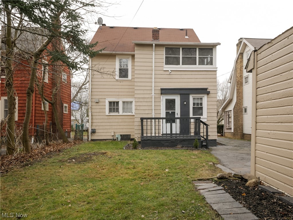 1007 Rushleigh Road Cleveland Heights, OH 44121 - Photo 22 of 22 Rear view of property