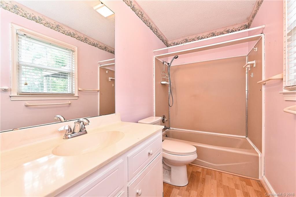 1053 Palmyra Drive Tega Cay, SC 29708 - Photo 14 of 35 Gallery Image 14