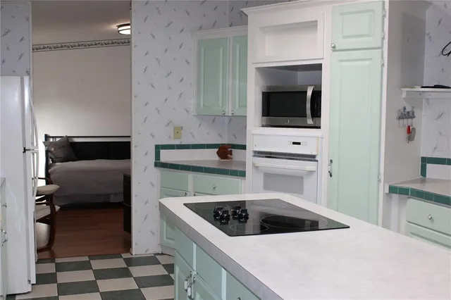 $279,900 | 709 Helmsman Lane, Edgewater, FL 32141