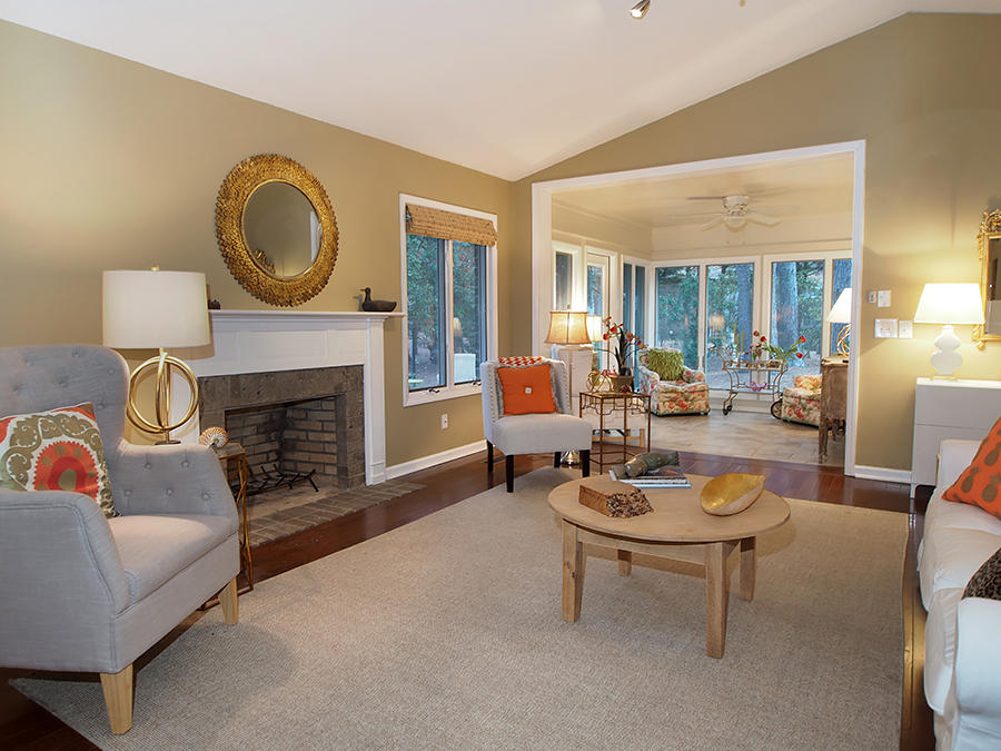 25 Burning Tree Road Pinehurst, NC 28374 - Photo 5 of 32 living1