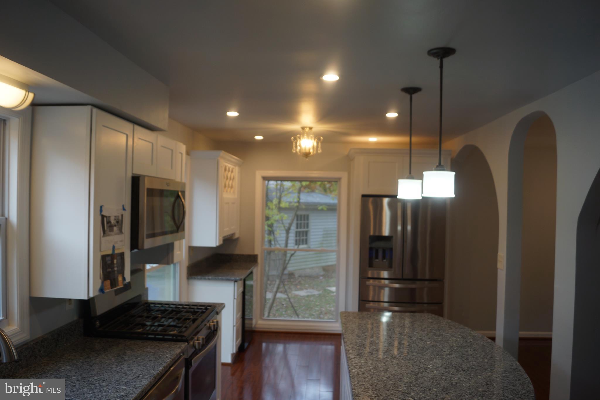 6 Countryside Court Silver Spring, MD 20905 - Photo 2 of 16 Kitchen