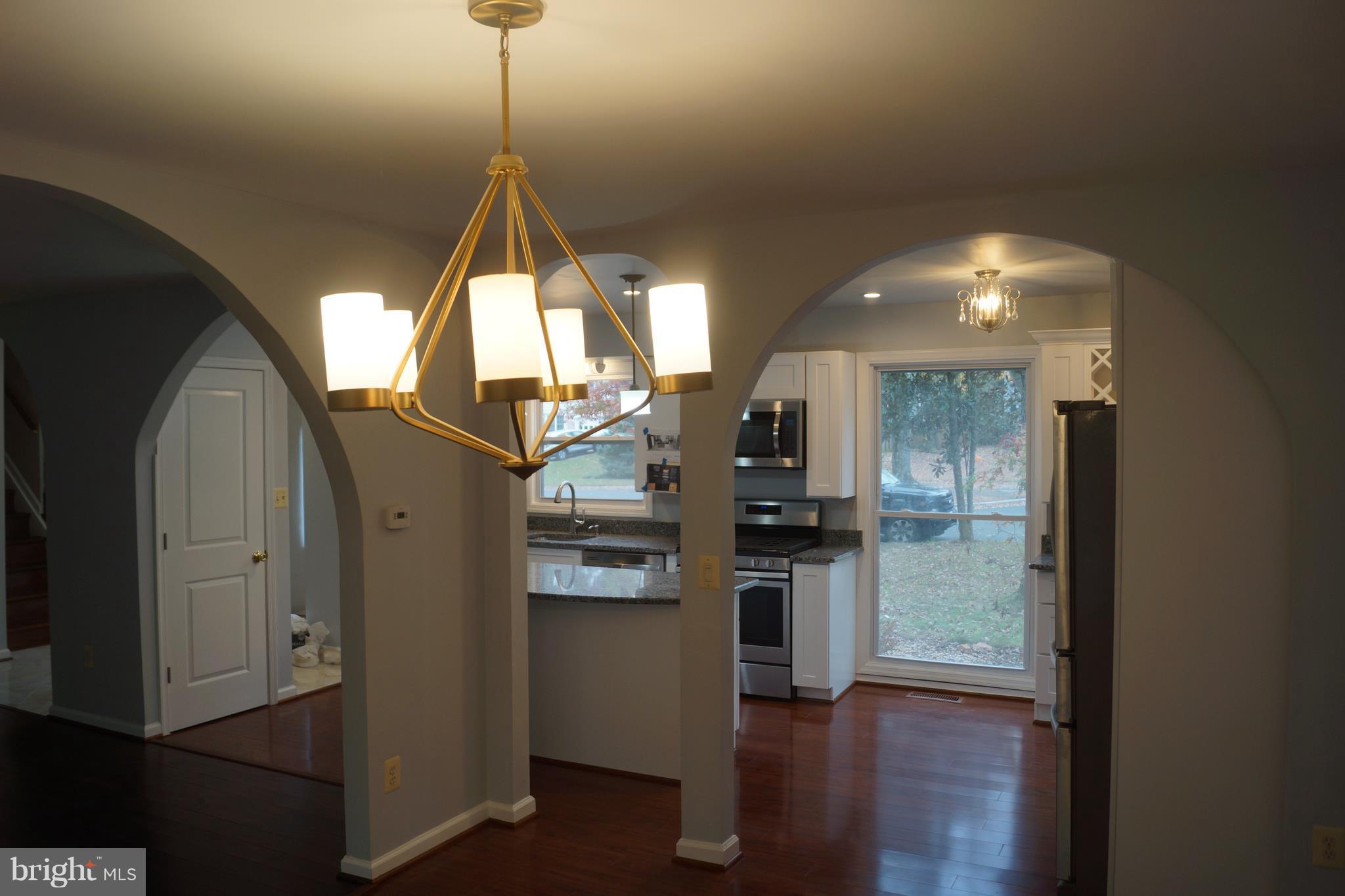 6 Countryside Court Silver Spring, MD 20905 - Photo 3 of 16 Dining Room