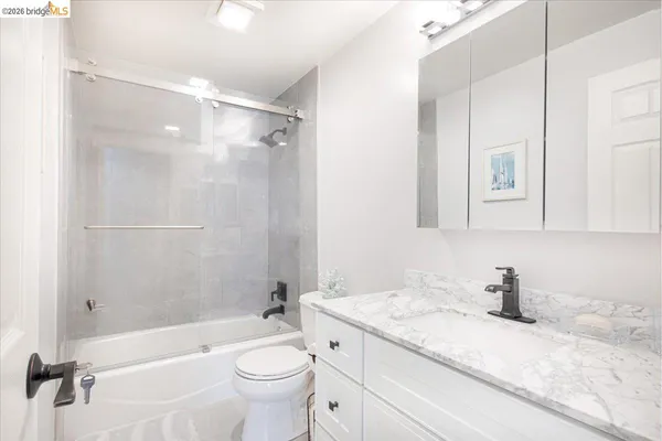 $1,395,000 | 9400 Mountain Boulevard, Oakland, CA 94605