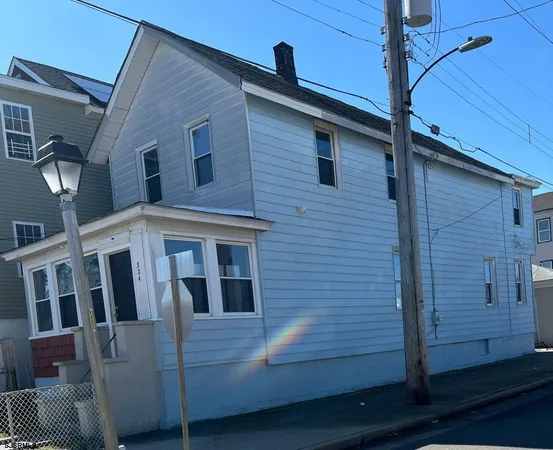 $2,000 | 524 North Indiana Avenue, Atlantic City, NJ 08401