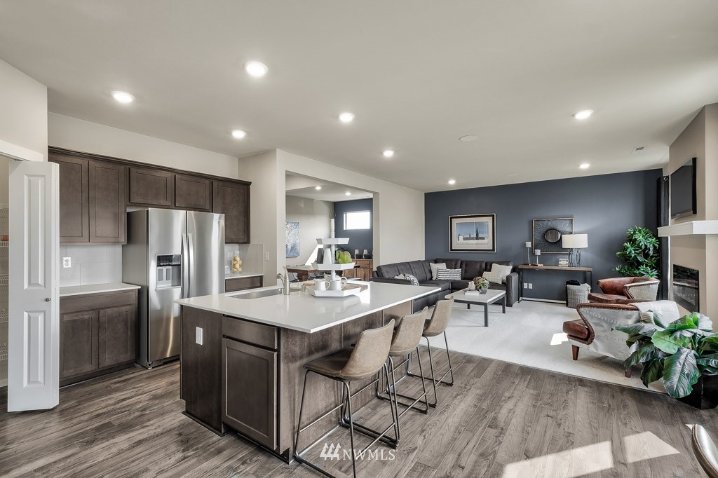 21131 Meridian Drive Southeast, Unit P24 Bothell, WA 98021 - Photo 9 of 38 Gallery Image 9