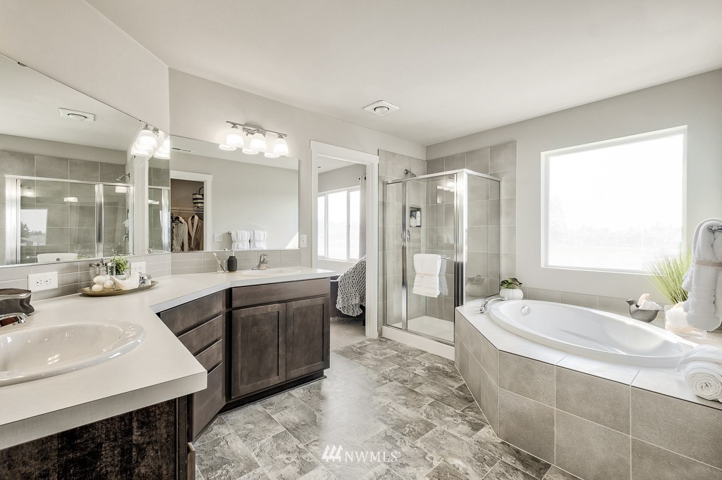 21131 Meridian Drive Southeast, Unit P24 Bothell, WA 98021 - Photo 10 of 38 Gallery Image 10