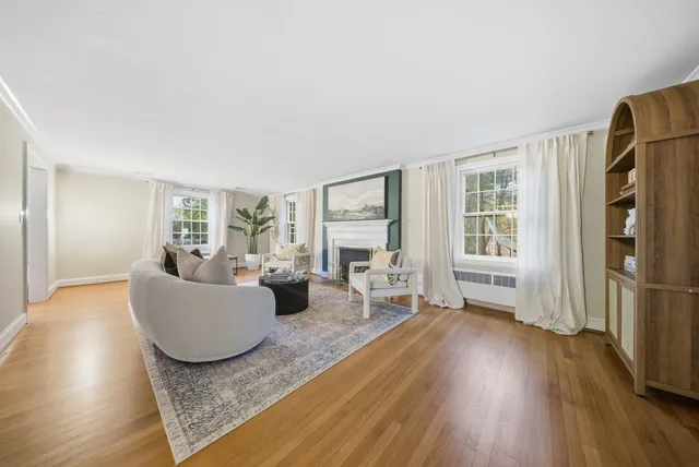 $1,249,000 | 55 Sunny Reach Drive, West Hartford, CT 06117