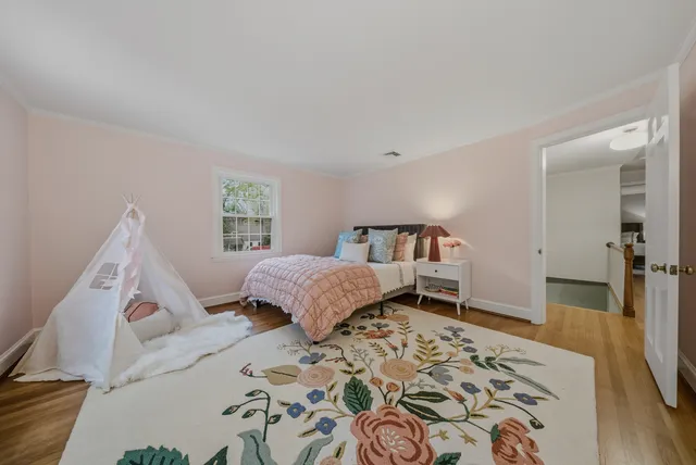 $1,249,000 | 55 Sunny Reach Drive, West Hartford, CT 06117