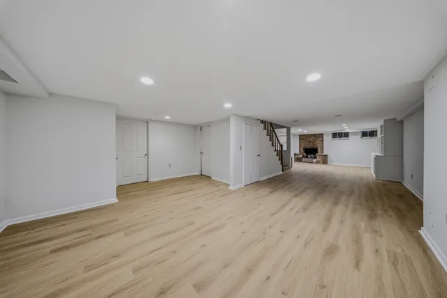 $1,249,000 | 55 Sunny Reach Drive, West Hartford, CT 06117