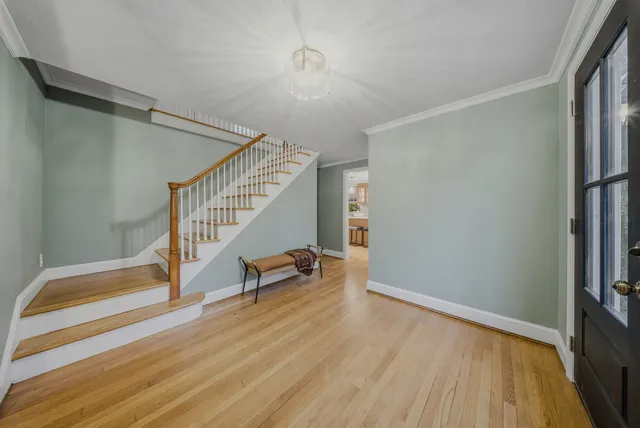 $1,249,000 | 55 Sunny Reach Drive, West Hartford, CT 06117