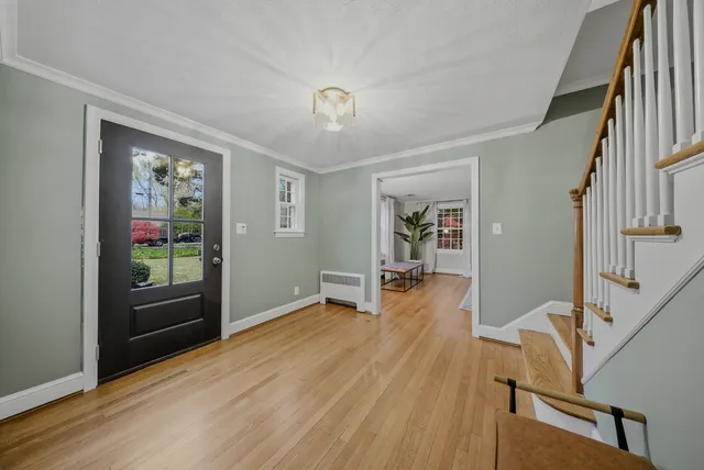 $1,249,000 | 55 Sunny Reach Drive, West Hartford, CT 06117