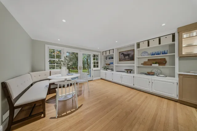 $1,249,000 | 55 Sunny Reach Drive, West Hartford, CT 06117