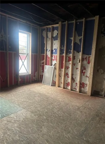 $27,500 | 814 3rd Avenue, Beaver Falls, PA 15010