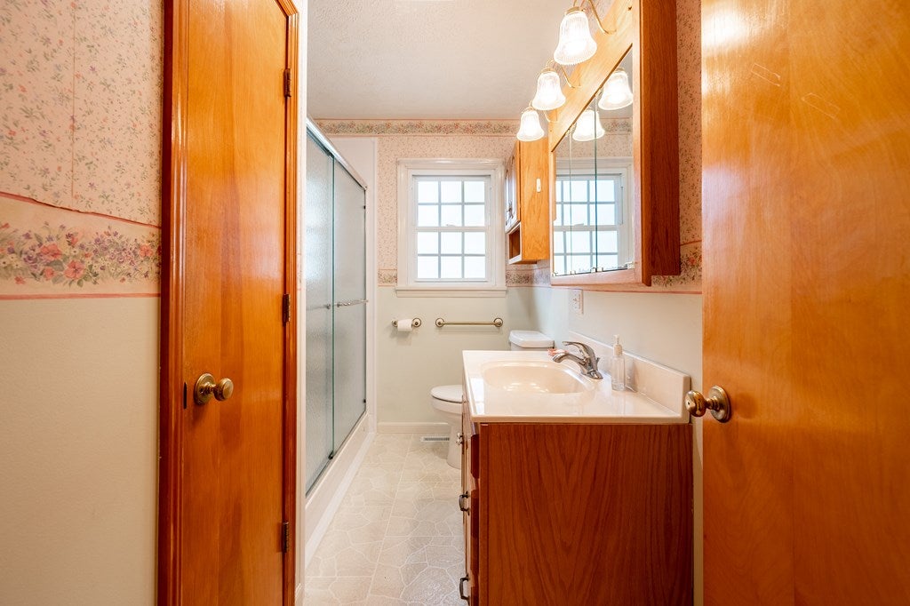 3549 Old Baltimore Road Draper, VA 24324 - Photo 31 of 74 Gallery Image 31