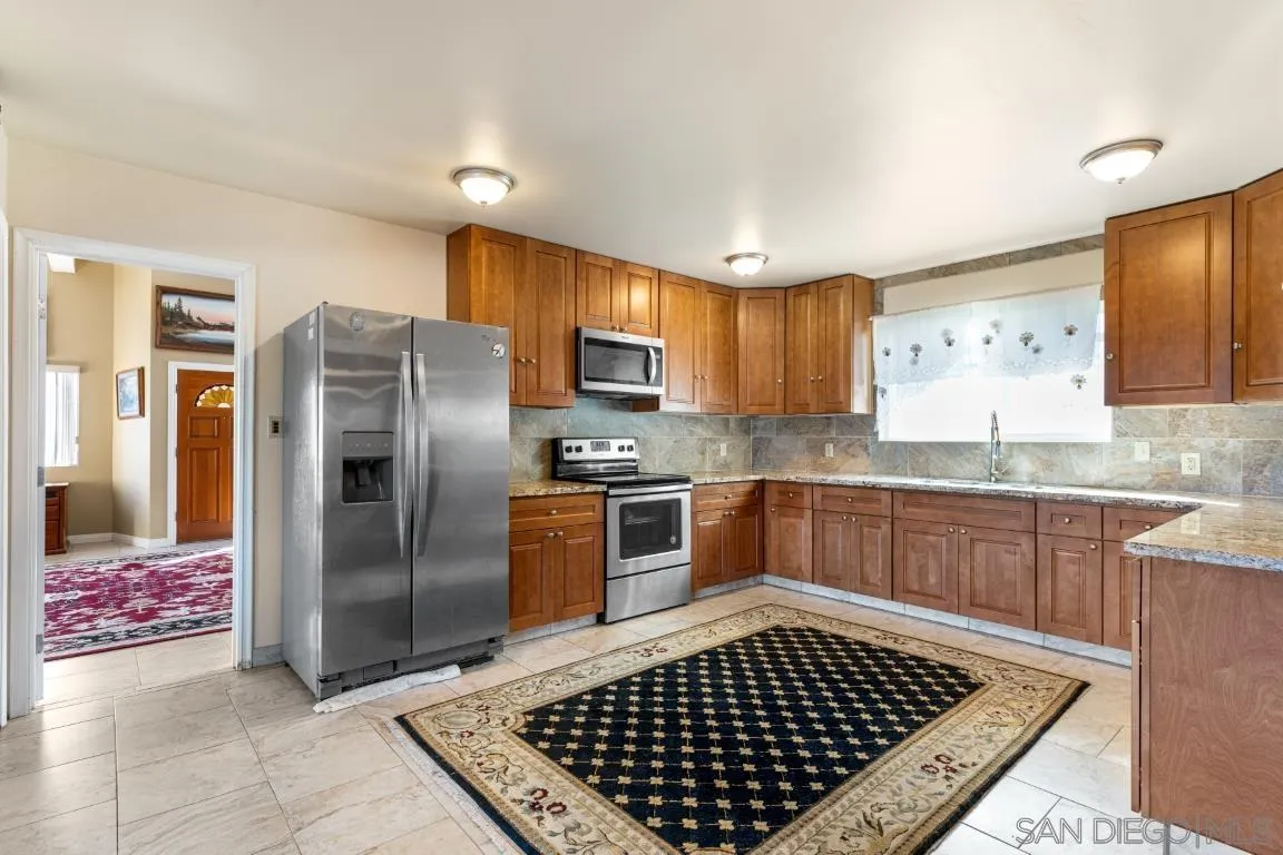 732 Hamilton Lane Fallbrook, CA 92028 - Photo 19 of 54