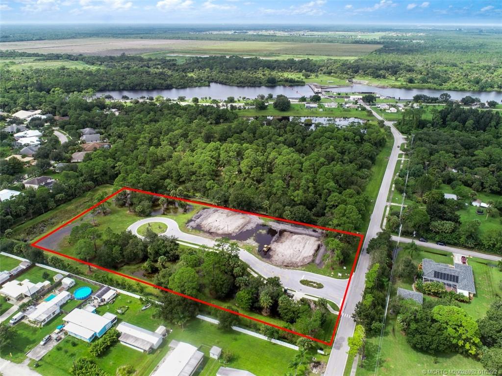 2161 Southwest Oasis Terrace Stuart, FL 34997 - Photo 54 of 72 Gallery Image 54