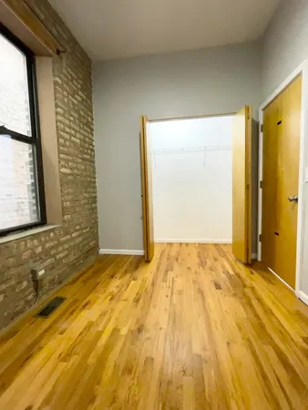 $2,600 | 1927 North Wolcott Avenue, Unit 1R, Chicago, IL 60622