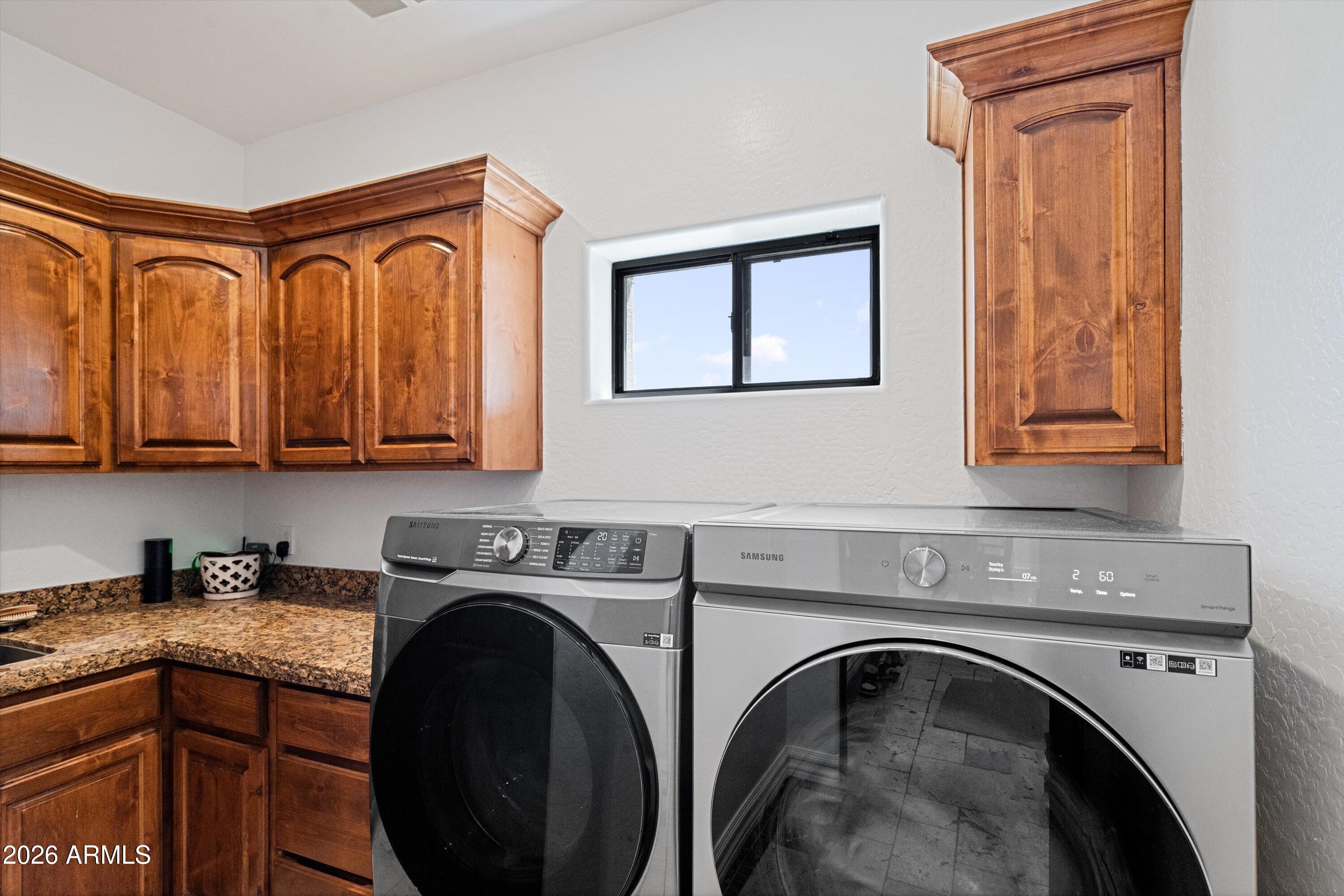 1823 West Maddock Road Phoenix, AZ 85086 - Photo 63 of 121 063-Laundry Room