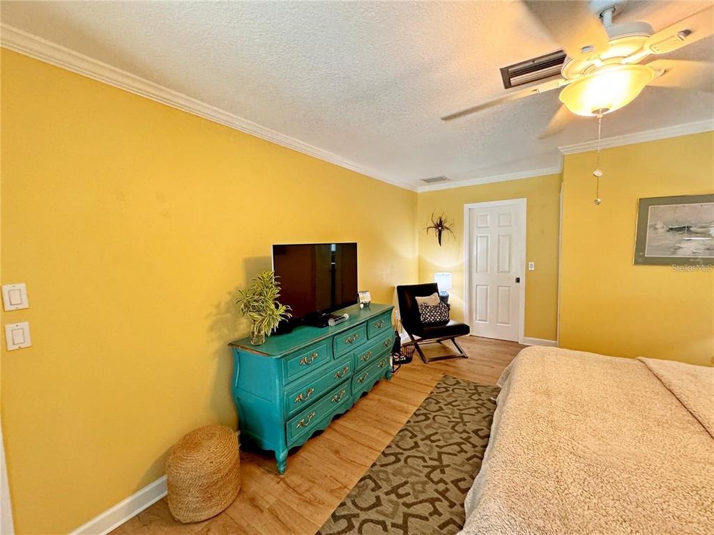 4884 Marsh Field Road Sarasota, FL 34235 - Photo 21 of 27