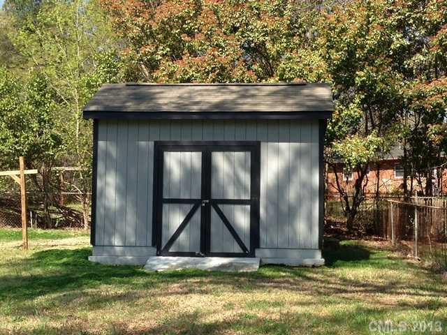 832 Tilden Road, Unit 2 Charlotte, NC 28214 - Photo 11 of 12 Gallery Image 11