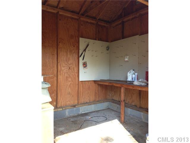 832 Tilden Road, Unit 2 Charlotte, NC 28214 - Photo 12 of 12 Gallery Image 12