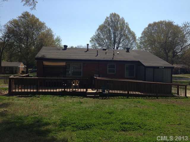 832 Tilden Road, Unit 2 Charlotte, NC 28214 - Photo 9 of 12 Gallery Image 9