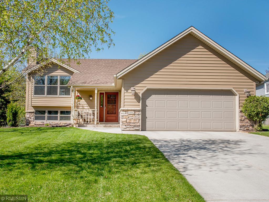 1692 Helmo Road North Oakdale, MN 55128 - Photo 1 of 1 Gallery Image 1
