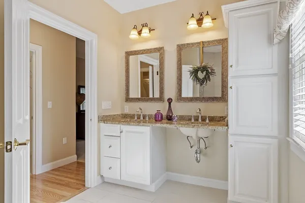 $870,000 | 121 Cortland Drive, North Andover, MA 01845