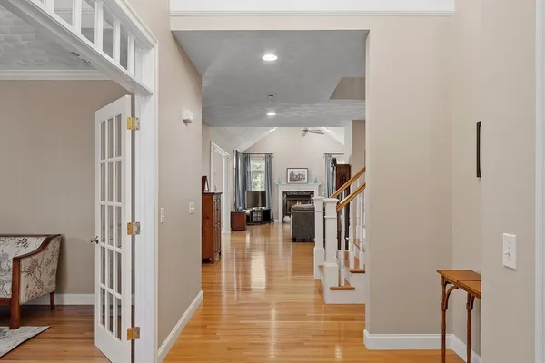 $870,000 | 121 Cortland Drive, North Andover, MA 01845