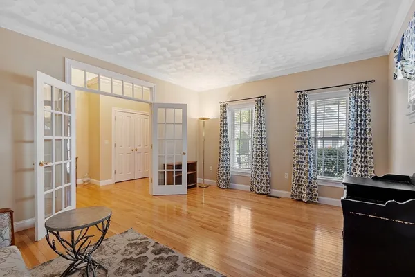 $870,000 | 121 Cortland Drive, North Andover, MA 01845