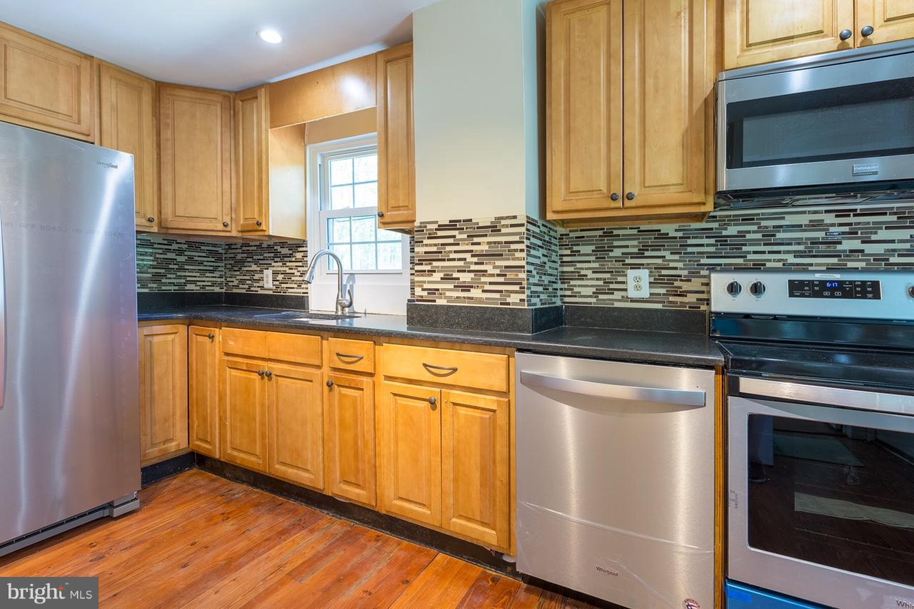 18640 Jerusalem Church Road Poolesville, MD 20837 - Photo 6 of 21 Interior (General)