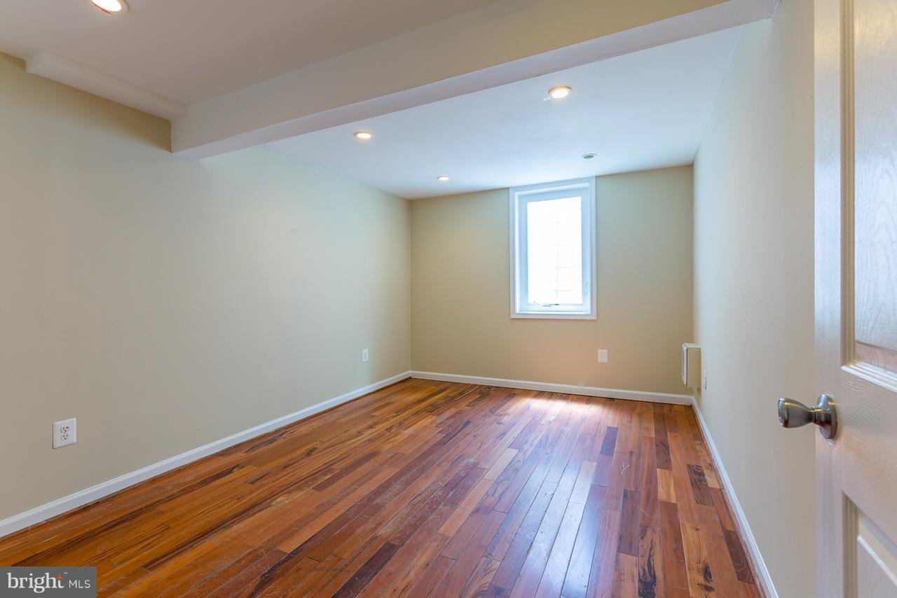 18640 Jerusalem Church Road Poolesville, MD 20837 - Photo 8 of 21 Interior (General)