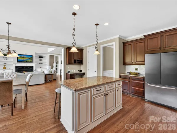 $1,149,000 | 404 3 Greens Drive, Huntersville, NC 28078