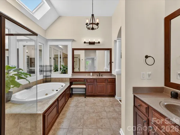 $1,149,000 | 404 3 Greens Drive, Huntersville, NC 28078