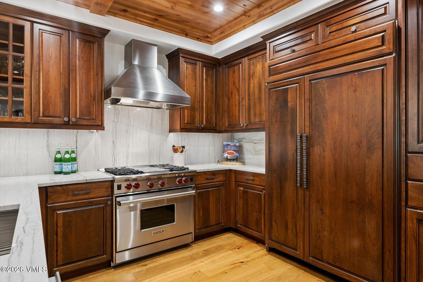 434 South Frontage Road East, Unit 204 Vail, CO 81657 - Photo 7 of 53 Kitchen