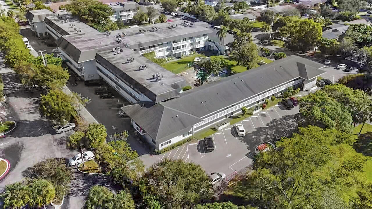 4200 Northwest 3rd Ct Unit 137  