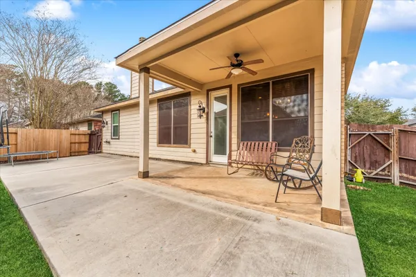 $384,000 | 1706 Elmside Court, Conroe, TX 77301