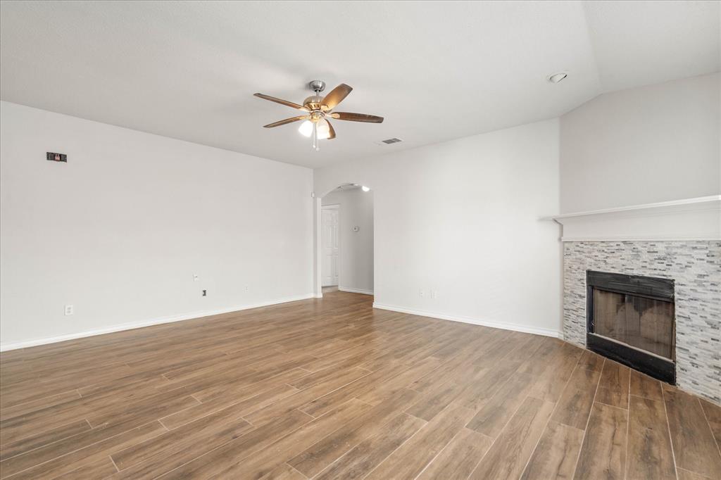 2732 Brea Canyon Road Fort Worth, TX 76108 - Photo 9 of 30