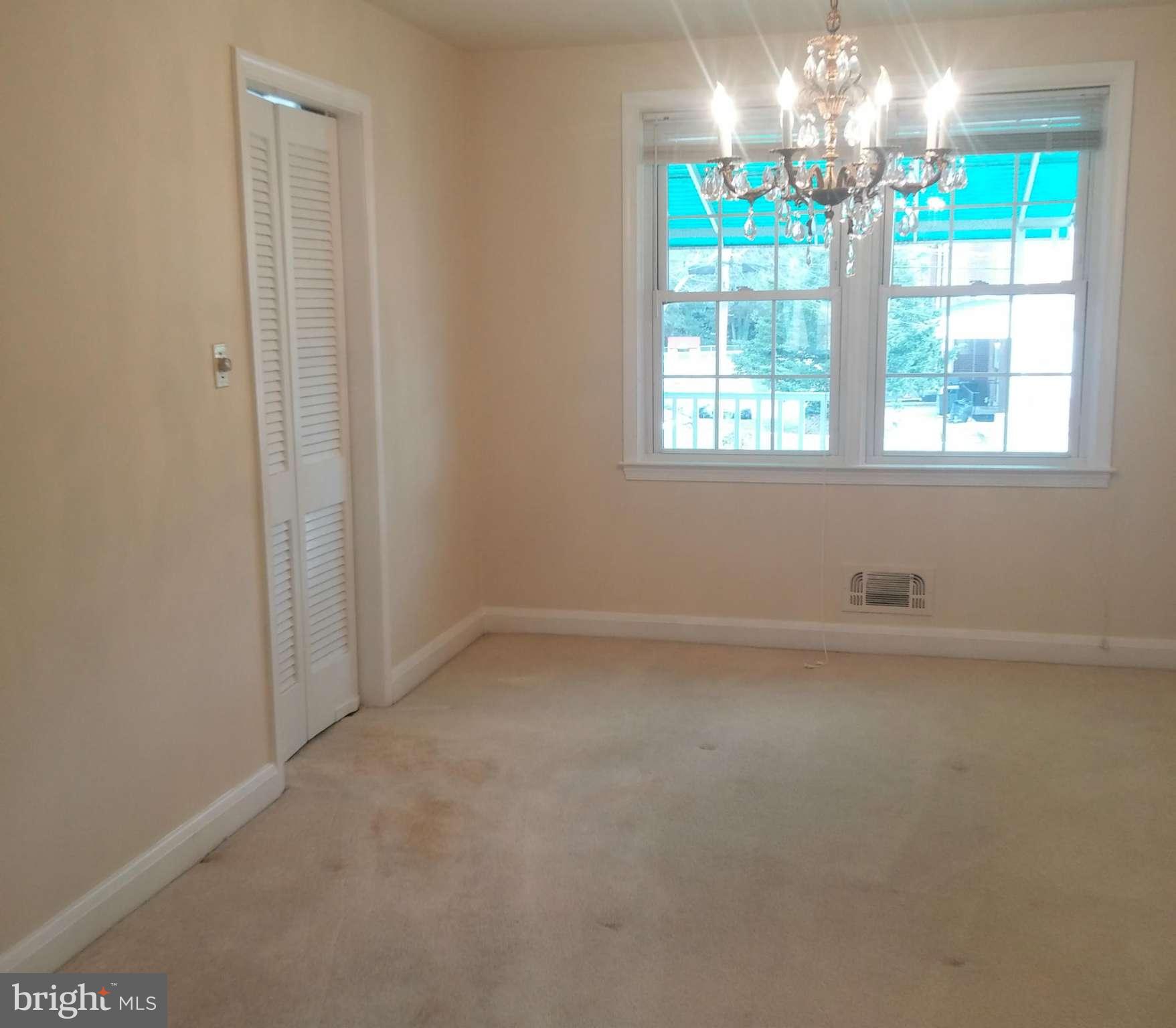 8505 Pleasant Plains Road Baltimore, MD 21286 - Photo 17 of 26 Dining Room