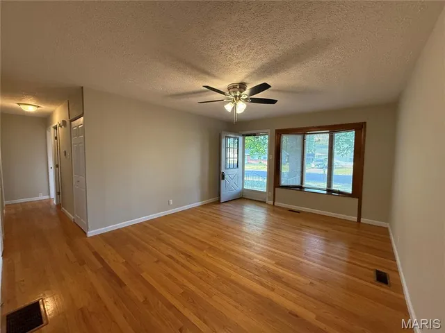 $163,000 | 204 Northmoor Drive, Jerseyville, IL 62052