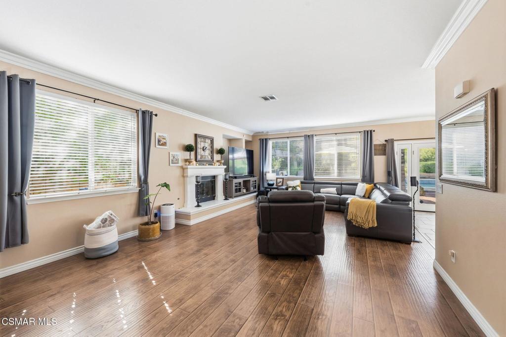 2273 Rudolph Drive Simi Valley, CA 93065 - Photo 21 of 58