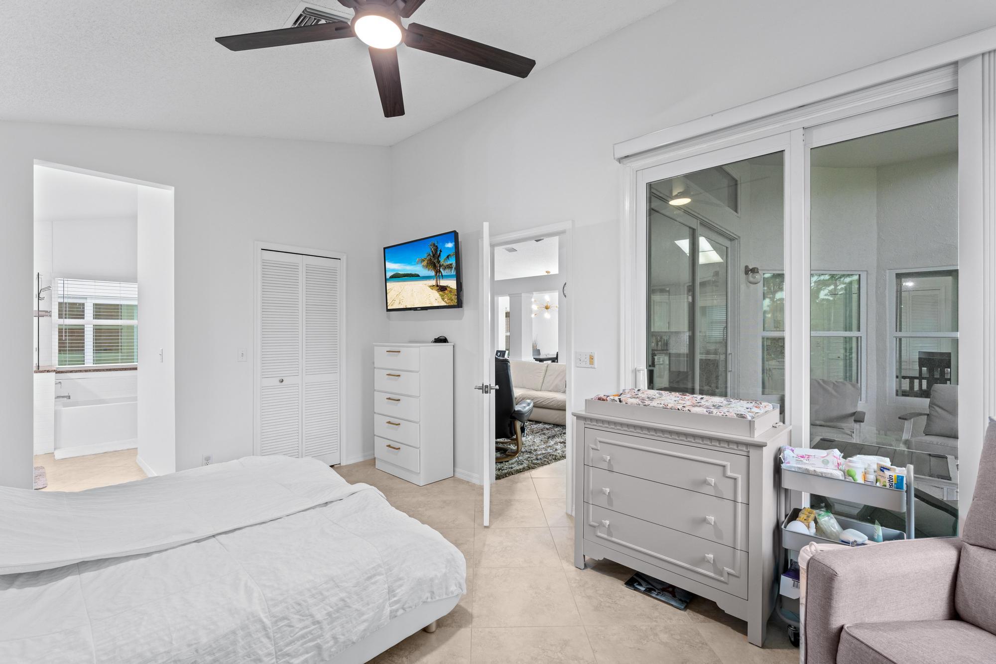 212 Trails End Greenacres, FL 33413 - Photo 18 of 47 A7401521