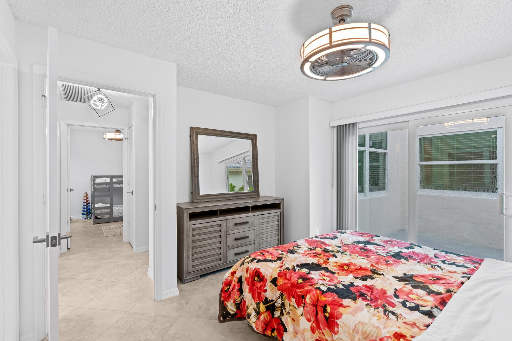 212 Trails End Greenacres, FL 33413 - Photo 25 of 47 A7401548