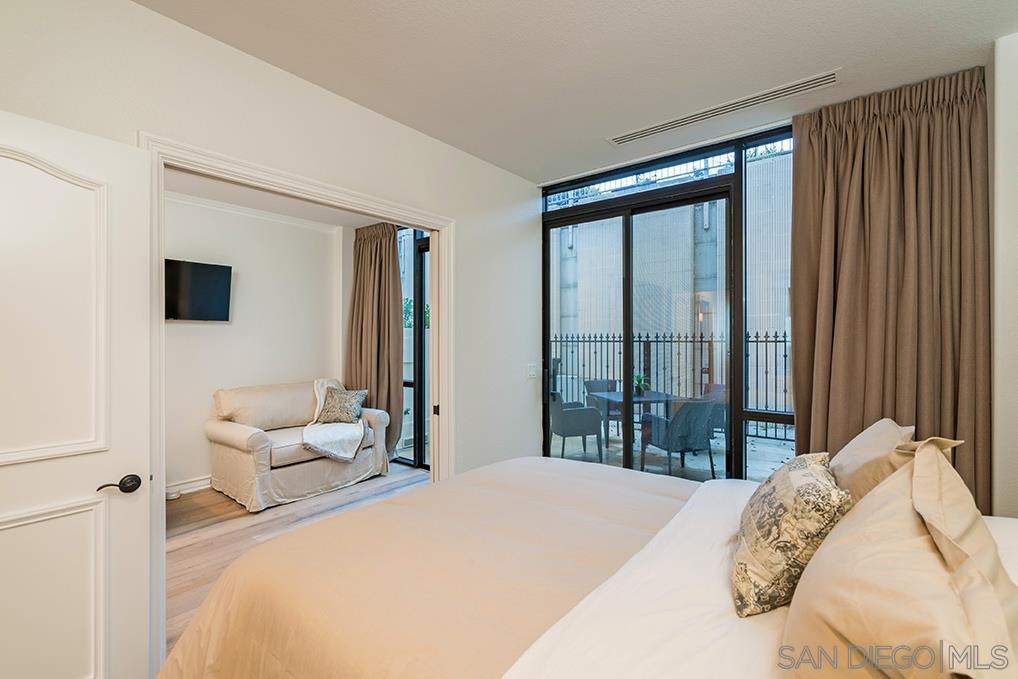 939 Coast Boulevard, Unit 104 La Jolla, CA 92037 - Photo 18 of 25